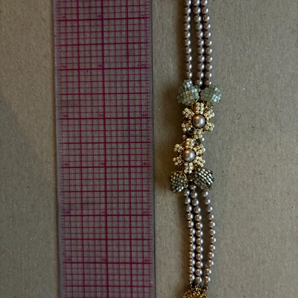NWOT signed Miriam Haskell triple strand pearl and floral bead bracelet - Picture 8 of 9